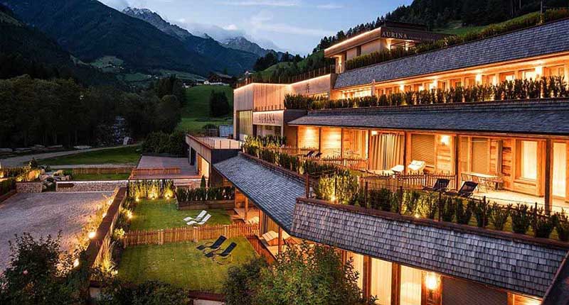 lodging in italy
