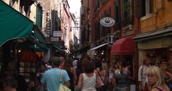Shopping in italy