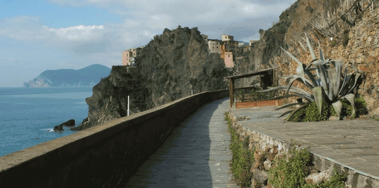 Penza and spectacular views from the via dell Amore